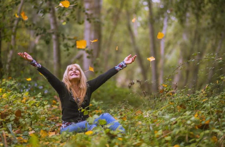 Estas son las cuatro áreas en las que hay centrarse para ser feliz, según un profesor de Harvard